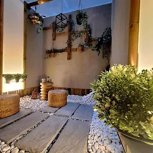 https://giangis-garden.sicilyhotelsitaly.net