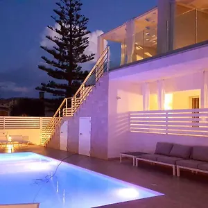  Appartamento Con Piscina Italia
