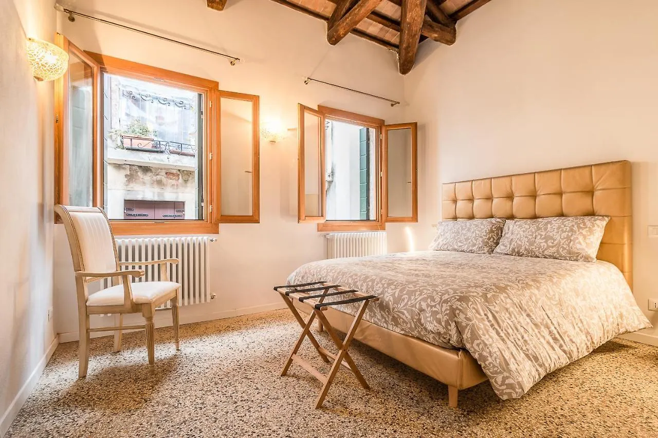 Venetian New Style @ Ca' D'Oro Apartment 0*, Venice Italy