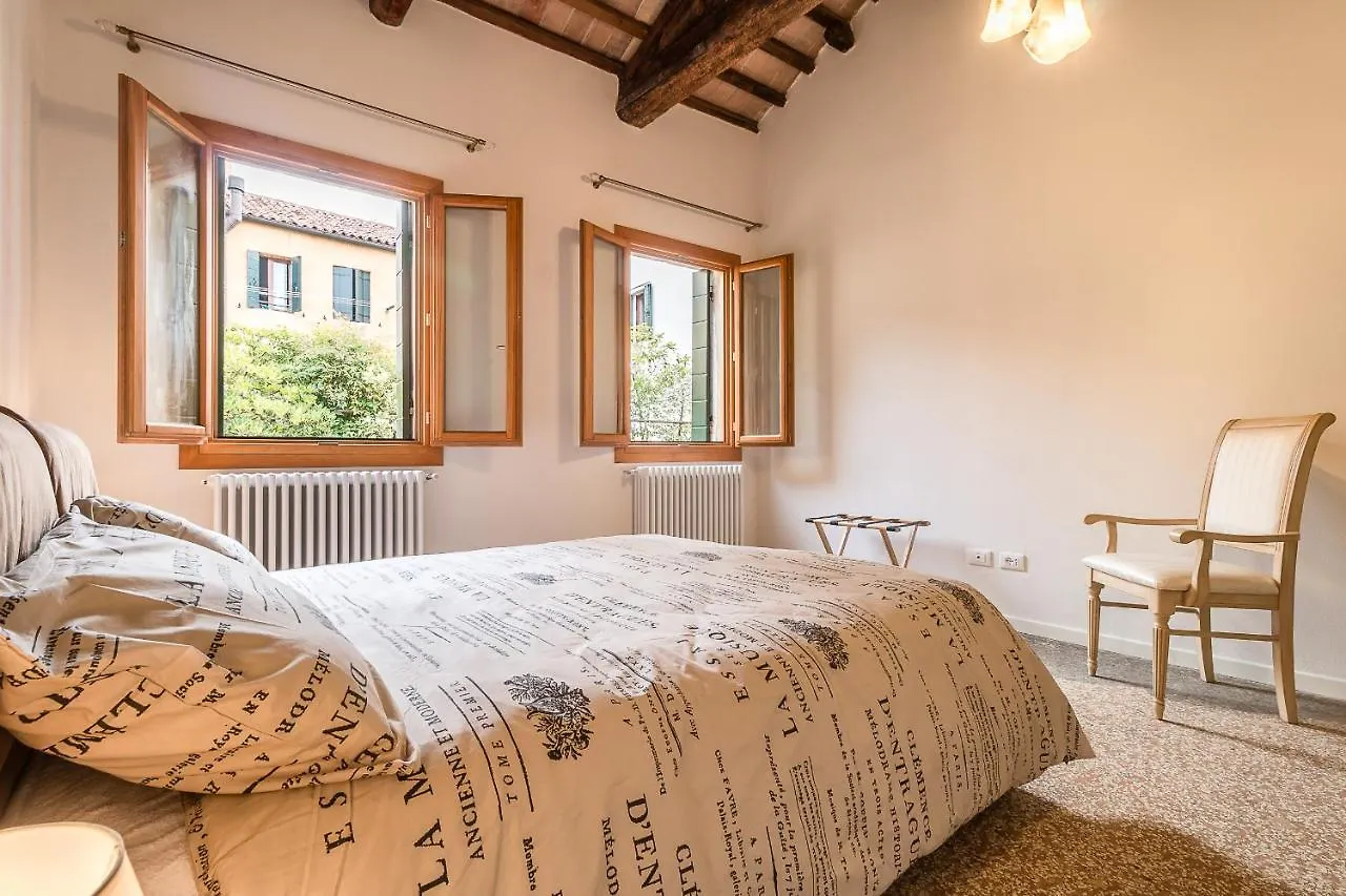 Venetian New Style @ Ca' D'Oro Apartment Italy