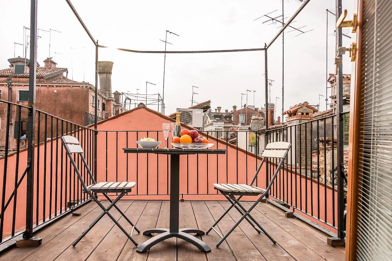 Venetian New Style @ Ca' D'Oro Apartment Venice