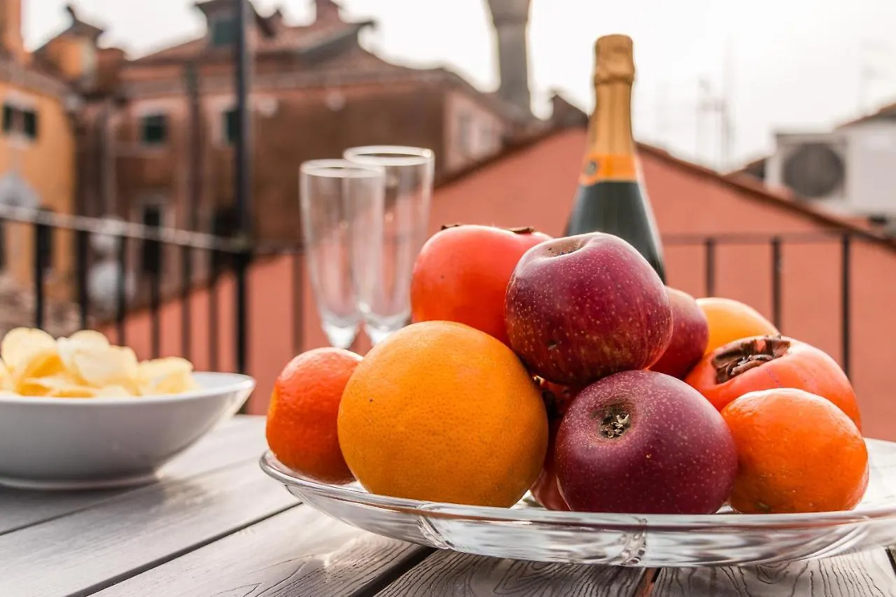 Venetian New Style @ Ca' D'Oro Apartment