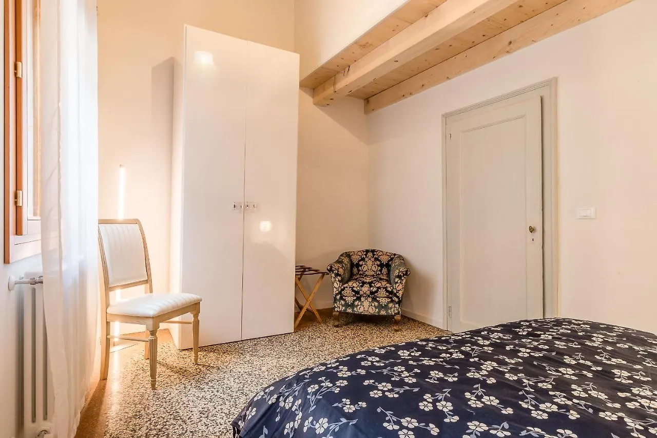 Venetian New Style @ Ca' D'Oro Apartment Italy